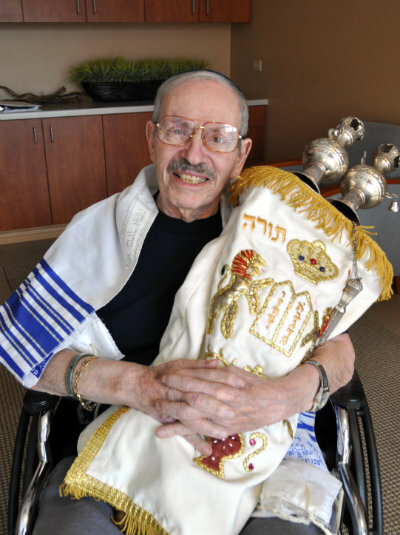 Simchat Torah John Sinasohn Thumb